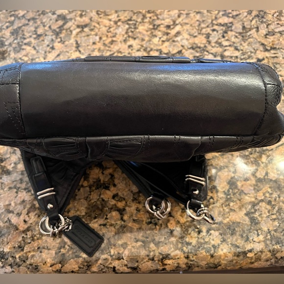 RARE Leather Embossed Coach Madison Maggie Op Art embossed - Picture 5 of 10